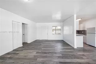 7271 Gary Ave, Miami Beach, FL 33141 - Photo 10