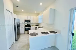 12612 NW 23rd Pl, Miami, FL 33167 - Photo 6