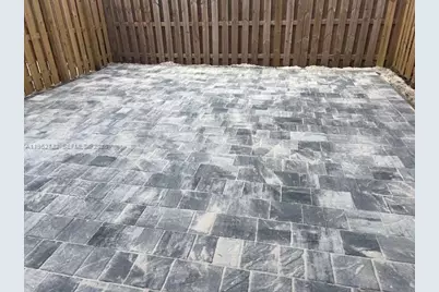 12612 NW 23rd Pl, Miami, FL 33167 - Photo 2