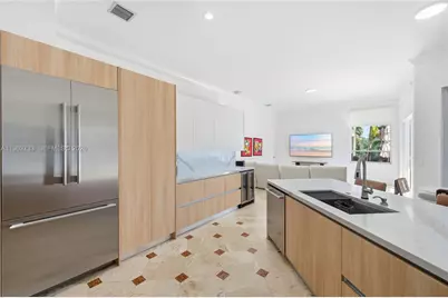 2562 Eagle Run Ln, Weston, FL 33327 - Photo 12