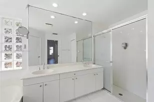 2562 Eagle Run Ln, Weston, FL 33327 - Photo 22