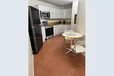 800 Parkview Dr #912, Hallandale Beach, FL 33009 - Photo 10