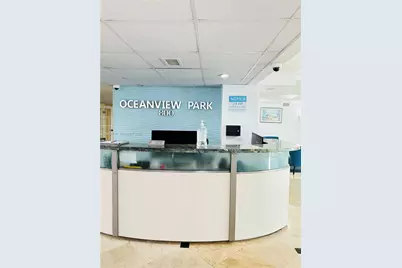 800 Parkview Dr #912, Hallandale Beach, FL 33009 - Photo 4
