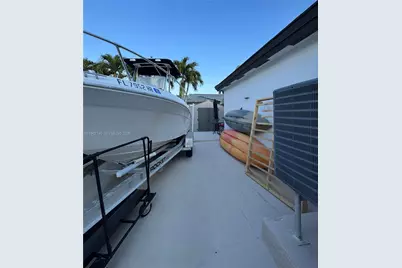 18161 SW 142nd Pl, Miami, FL 33177 - Photo 52