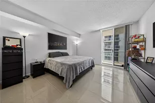 5091 NW 7th St, Miami, FL 33126 - Photo 12