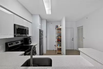 5091 NW 7th St #703, Miami, FL 33126 - Photo 6
