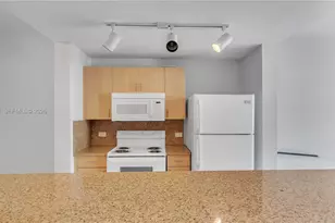 533 NE 3rd Ave, Fort Lauderdale, FL 33301 - Photo 10