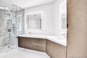 851 NE 1st Ave, Miami, FL 33132 - Photo 60