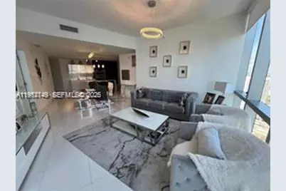 851 NE 1st Ave #3903, Miami, FL 33132 - Photo 4