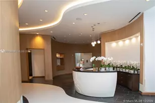 851 NE 1st Ave, Miami, FL 33132 - Photo 24