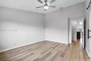 2149 W Discovery Cir W, Deerfield Beach, FL 33442 - Photo 26