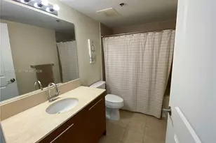 2681 N Flamingo Rd, Sunrise, FL 33323 - Photo 8