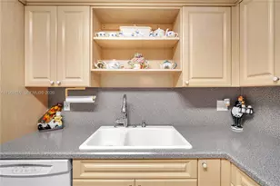 4160 Inverrary Dr, Lauderhill, FL 33319 - Photo 6