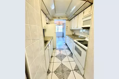 251 174th St #1715, Sunny Isles Beach, FL 33160 - Photo 14