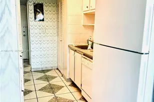 251 174th St, Sunny Isles Beach, FL 33160 - Photo 16