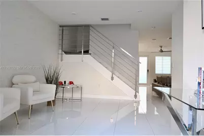6472 NW 103rd Pl, Doral, FL 33178 - Photo 2