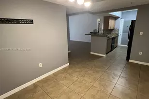 231 SW 116th Ave, Pembroke Pines, FL 33025 - Photo 8