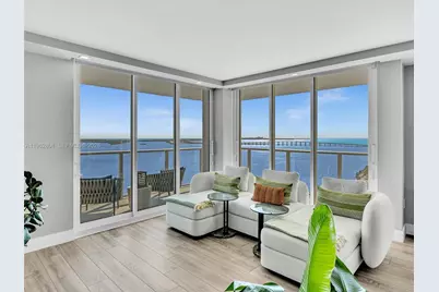 1155 Brickell Bay Dr #2011, Miami, FL 33131 - Photo 2