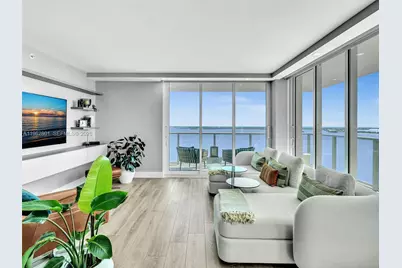 1155 Brickell Bay Dr #2011, Miami, FL 33131 - Photo 8