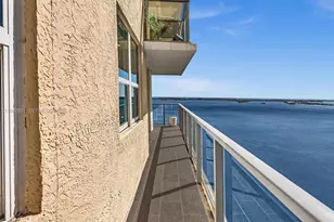 1155 Brickell Bay Dr, Miami, FL 33131 - Photo 18