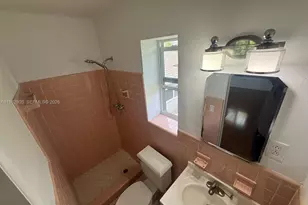 1260 NE 200th Terrace, Miami, FL 33179 - Photo 38