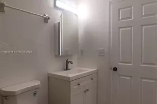 520 SW 5th St, Miami, FL 33130 - Photo 22