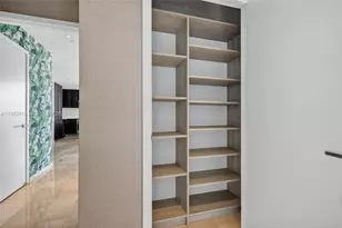 88 SW 7th St, Miami, FL 33130 - Photo 20