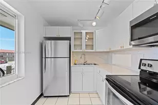 505 NW 177th St, Miami Gardens, FL 33169 - Photo 6