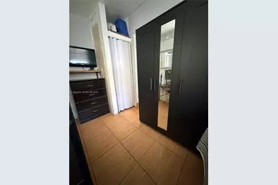 2460 NW 33rd St, Miami, FL 33142 - Photo 28