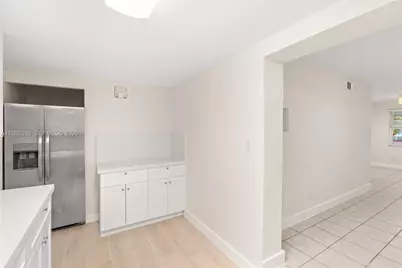 6365 SW 33rd St, Miami, FL 33155 - Photo 8