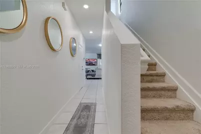 646 SW 12th St, Florida City, FL 33034 - Photo 18