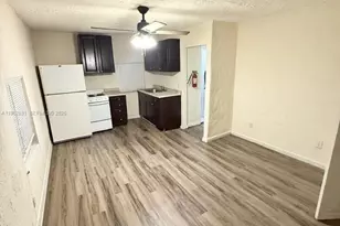 1340 Peri St, Opa-Locka, FL 33054 - Photo 4