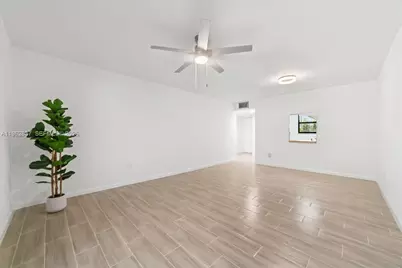 8851 N New River Canal Rd #16E, Plantation, FL 33324 - Photo 14