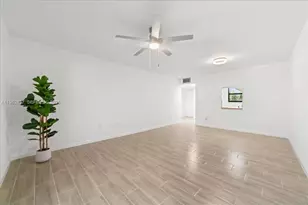 8851 N New River Canal Rd, Plantation, FL 33324 - Photo 14