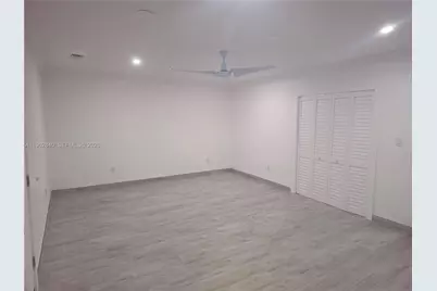 26720 SW 203rd Ave, Homestead, FL 33031 - Photo 6