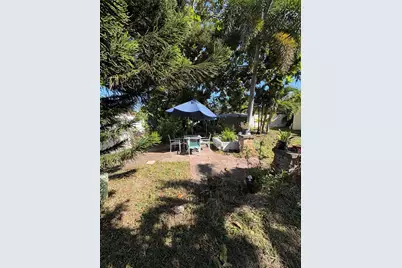 1655 NE 175th St, North Miami Beach, FL 33162 - Photo 22