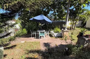 1655 NE 175th St, North Miami Beach, FL 33162 - Photo 22