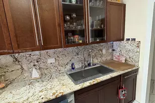 1655 NE 175th St, North Miami Beach, FL 33162 - Photo 4