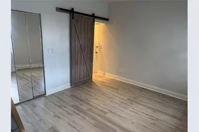 637 12th St #6, Miami Beach, FL 33139 - Photo 20