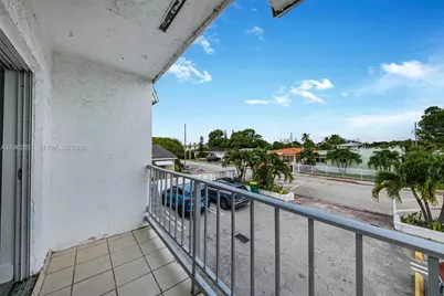740 81st St #2, Miami Beach, FL 33141 - Photo 22