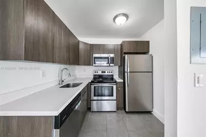 740 81st St #2, Miami Beach, FL 33141 - Photo 6