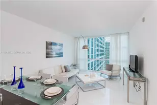6801 Collins Ave, Miami Beach, FL 33141 - Photo 2