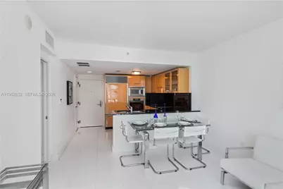 6801 Collins Ave #1415-, Miami Beach, FL 33141 - Photo 4