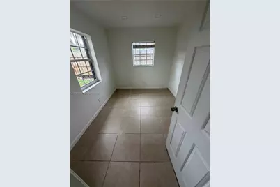 830 SW 6th St #3, Hallandale Beach, FL 33009 - Photo 8