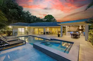 1019 NE 115th St, Biscayne Park, FL 33161 - Photo 1