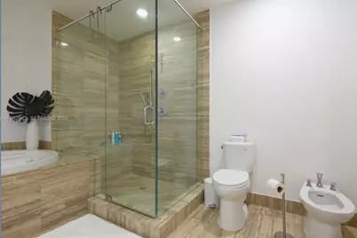 16001 Collins Ave #2902, Sunny Isles Beach, FL 33160 - Photo 24