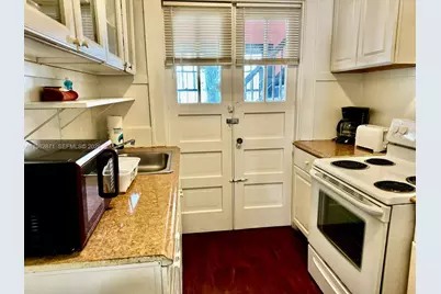 1800 Fillmore St #A, Hollywood, FL 33020 - Photo 2