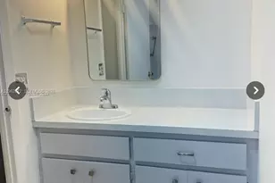 445 NE 195th St, Miami, FL 33179 - Photo 14