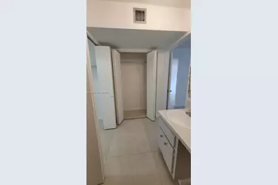 445 NE 195th St #127, Miami, FL 33179 - Photo 16