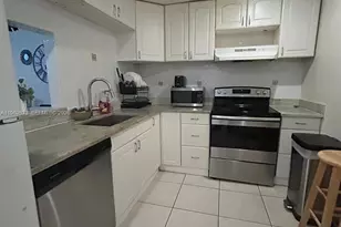 4314 NW 9th Ave, Deerfield Beach, FL 33064 - Photo 2